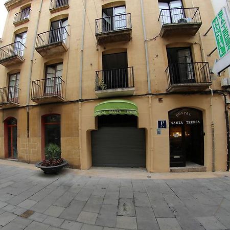 Hostal Santa Teresa Реус Экстерьер фото