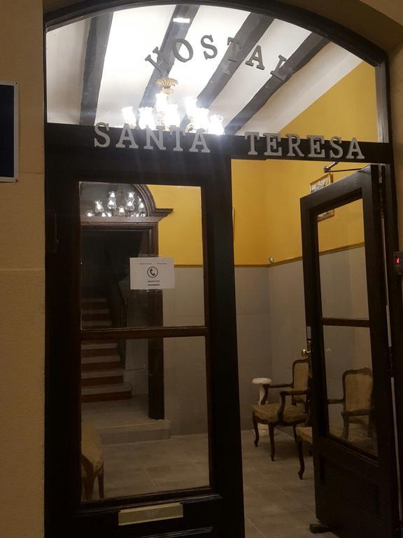 Hostal Santa Teresa Реус Экстерьер фото