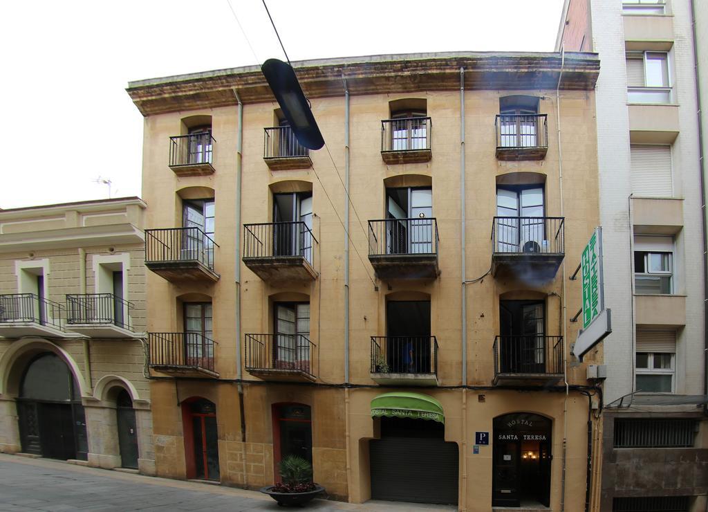 Hostal Santa Teresa Реус Экстерьер фото