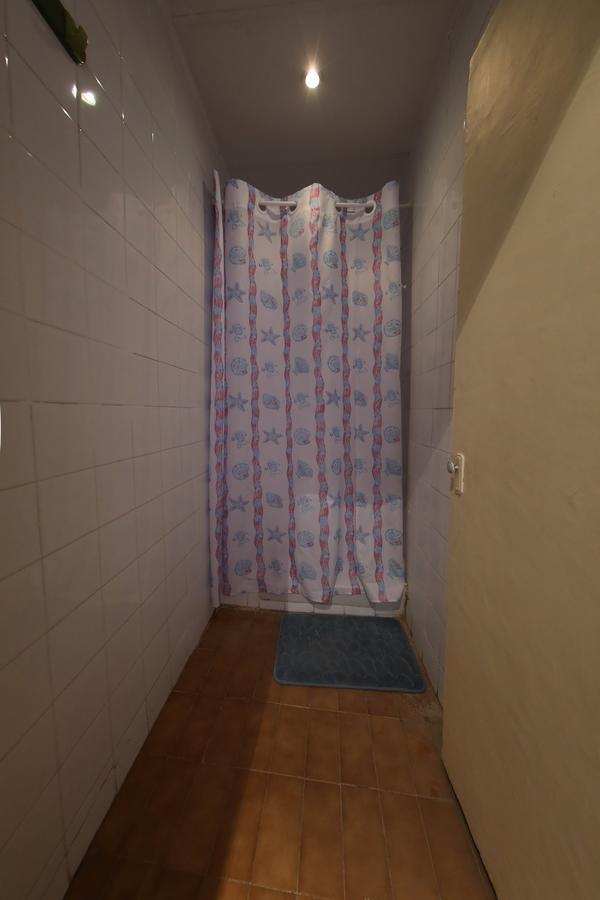 Hostal Santa Teresa Реус Экстерьер фото